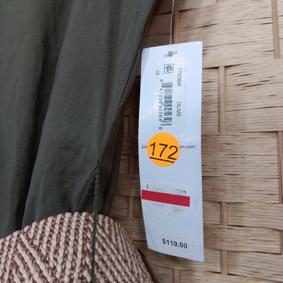 London Times Rayon Wide-leg V-neck Jumpsuit - Textured Belt - Olive NWT - Picture 6 of 9